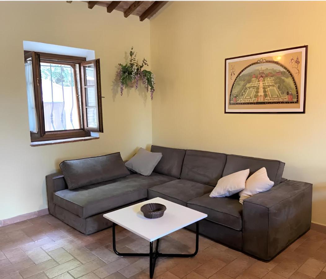Casale Giulia *