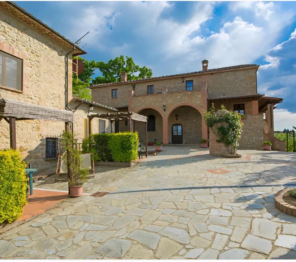 Agriturismo Casale Giulia *