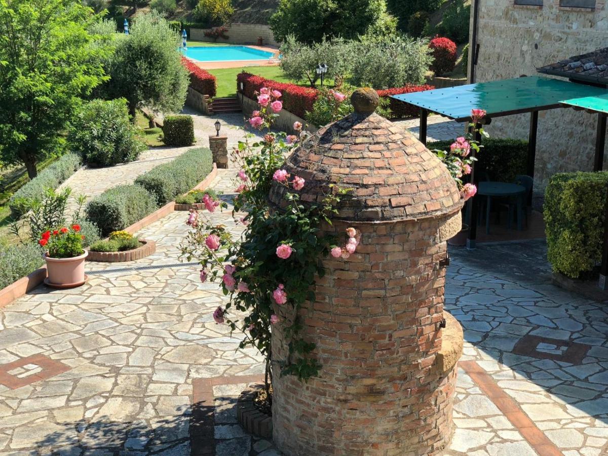 Casale Giulia * Volterra